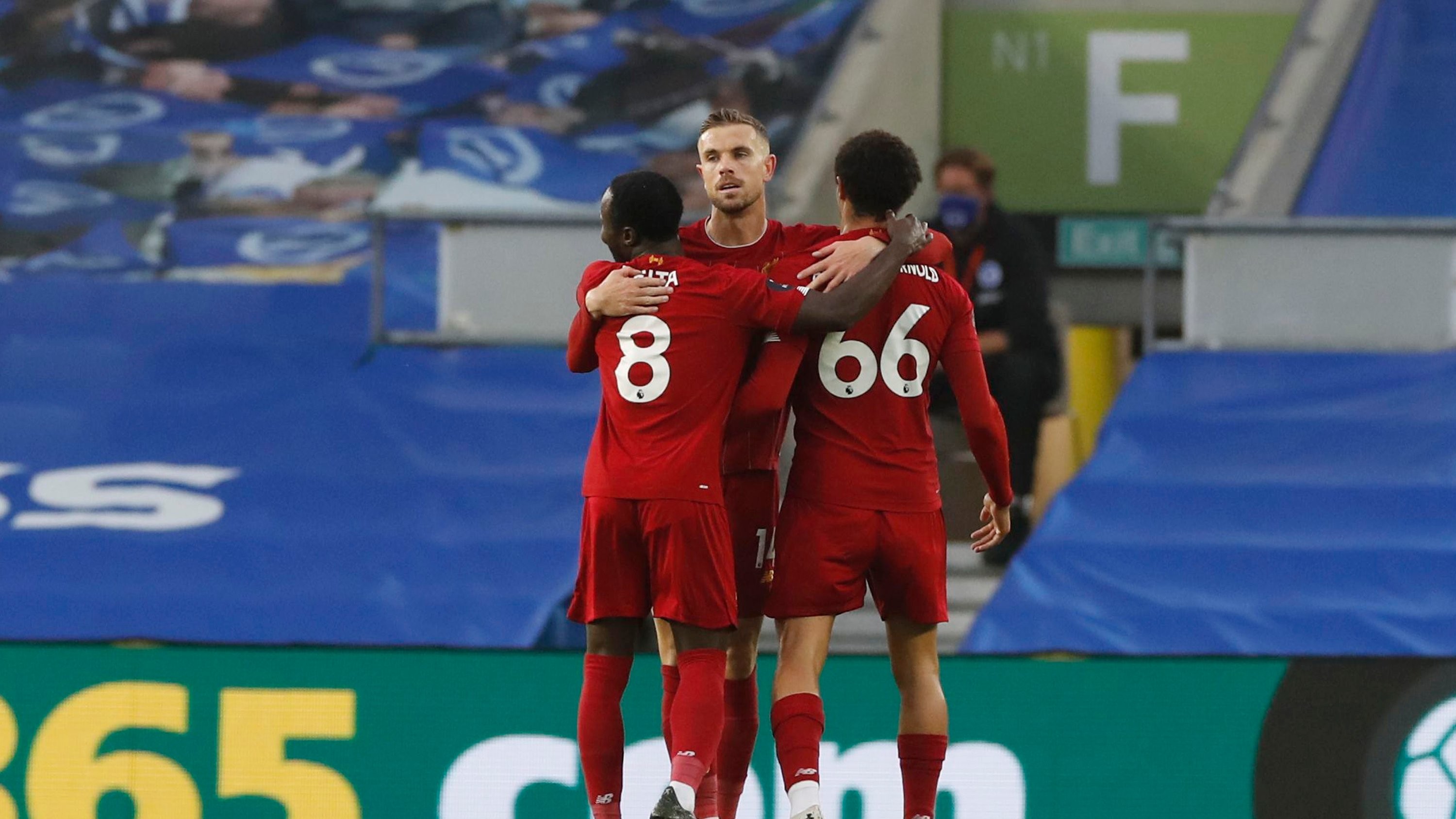 中超第29轮观众人数：成都蓉城主场41242人居首，场均26369人